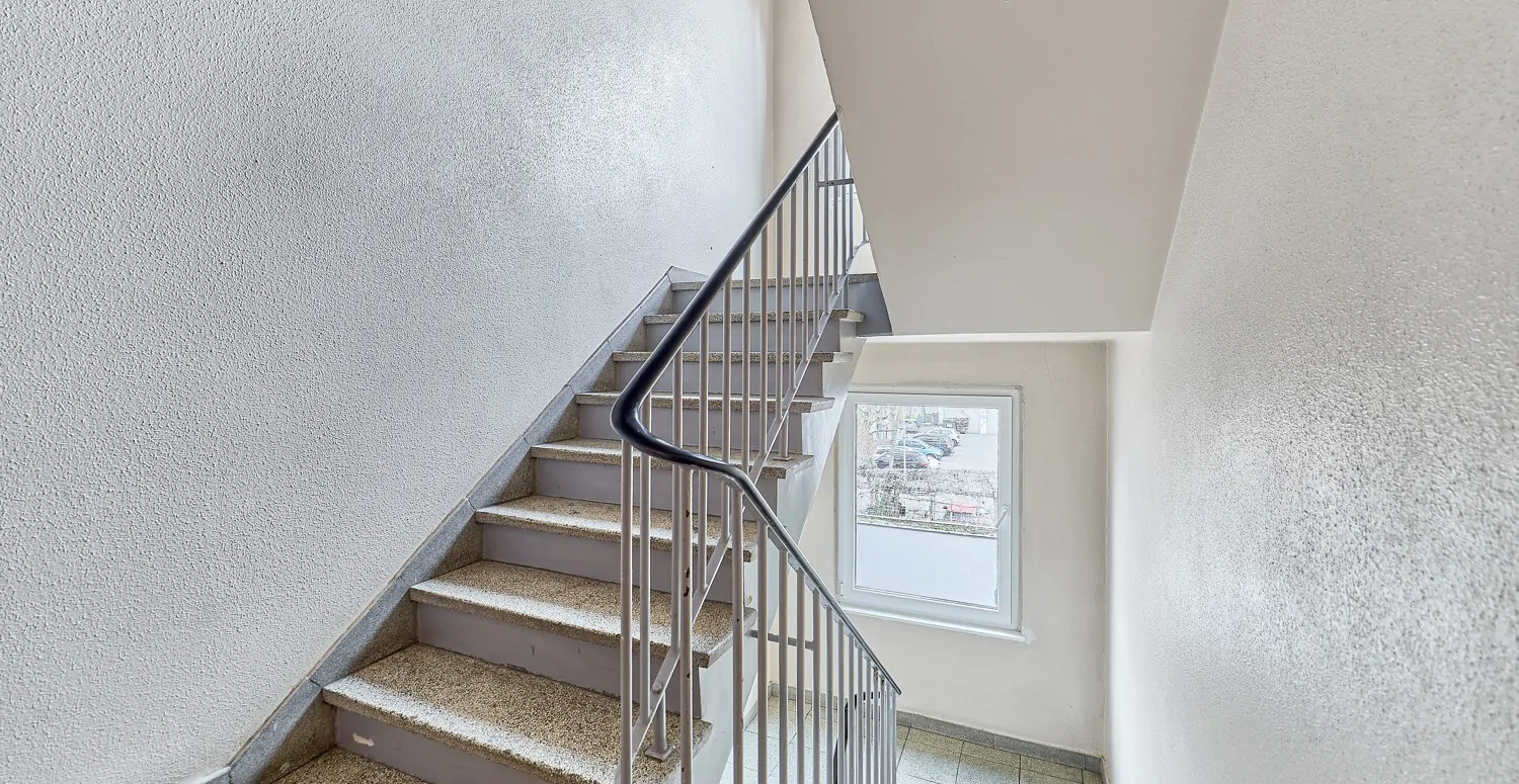 Zentrales Wohnen: 3 Zimmer mit eigenem Stellplatz