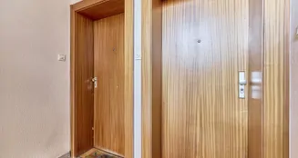 von_poll_real_estate_property_25005063_image_7