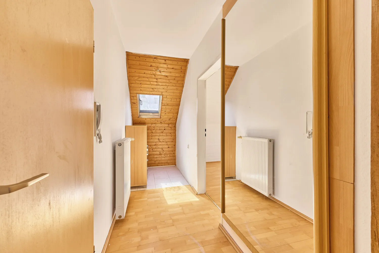 Dreifamilienhaus mit Potenzial in idyllischer Lage von Mühltal – Wohnen, Gestalten, Verwirklichen