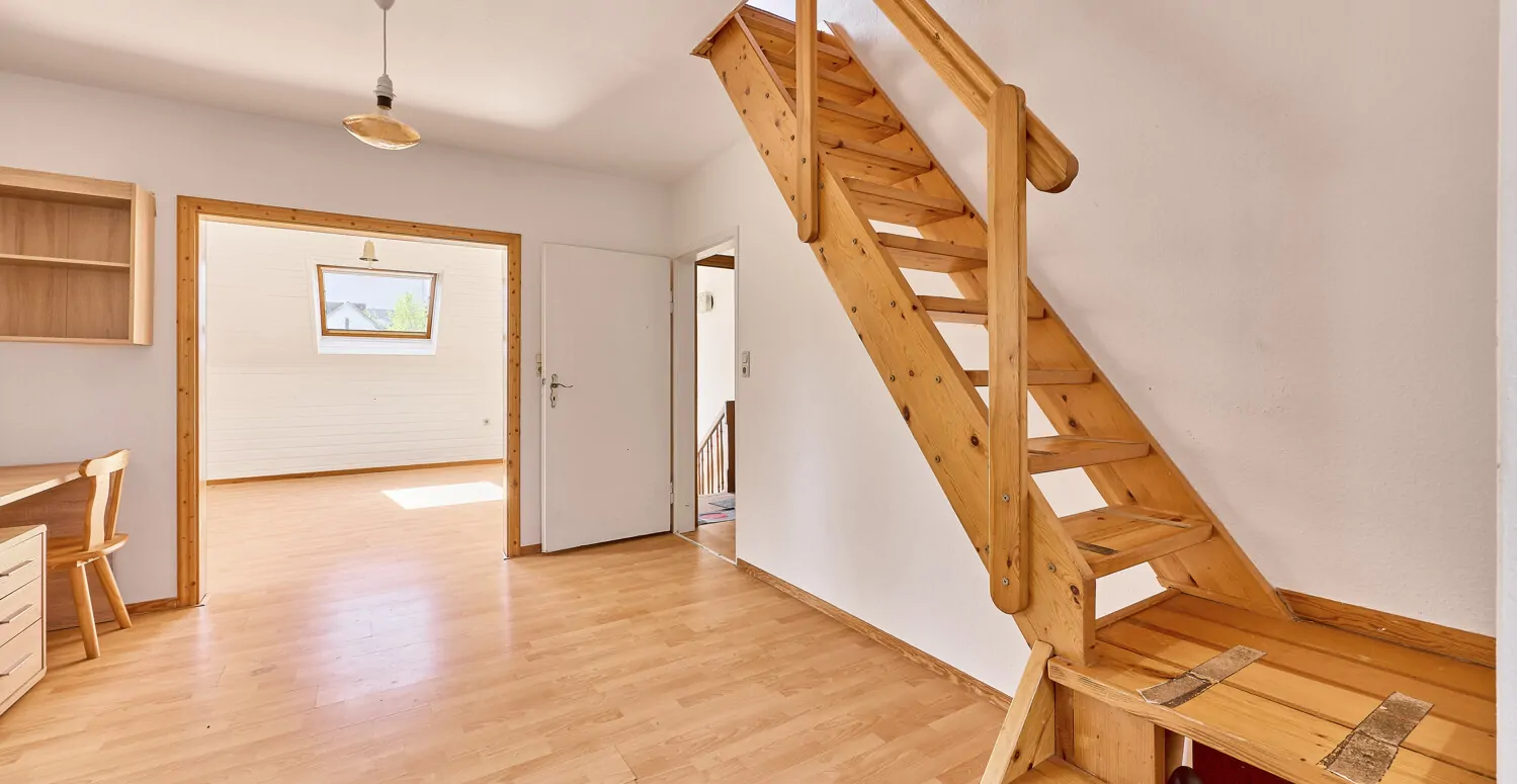 Dreifamilienhaus mit Potenzial in idyllischer Lage von Mühltal – Wohnen, Gestalten, Verwirklichen