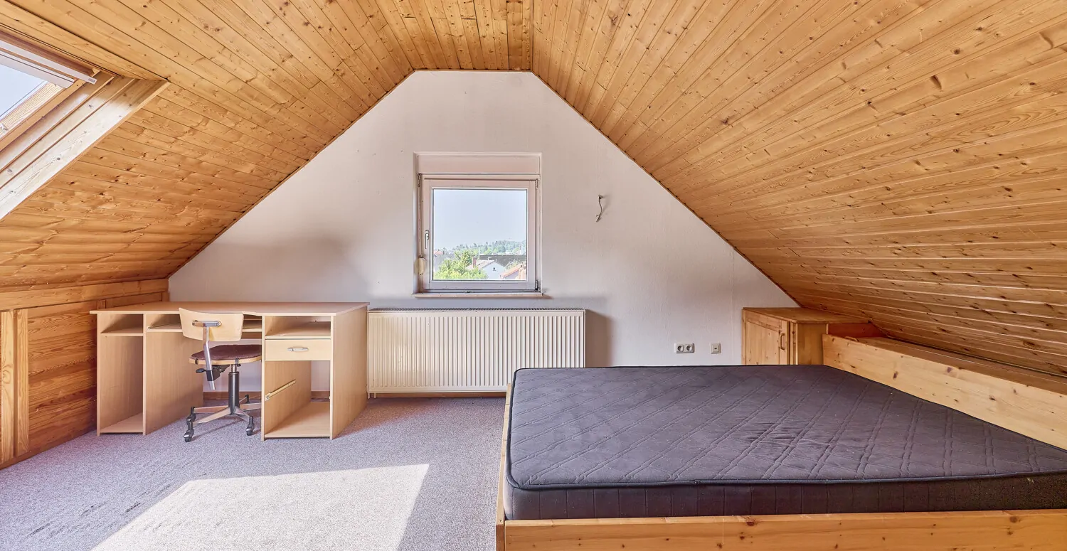 Dreifamilienhaus mit Potenzial in idyllischer Lage von Mühltal – Wohnen, Gestalten, Verwirklichen