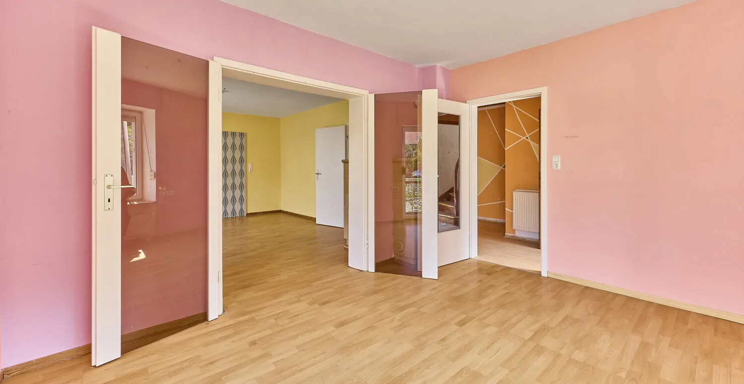 Dreifamilienhaus mit Potenzial in idyllischer Lage von Mühltal – Wohnen, Gestalten, Verwirklichen