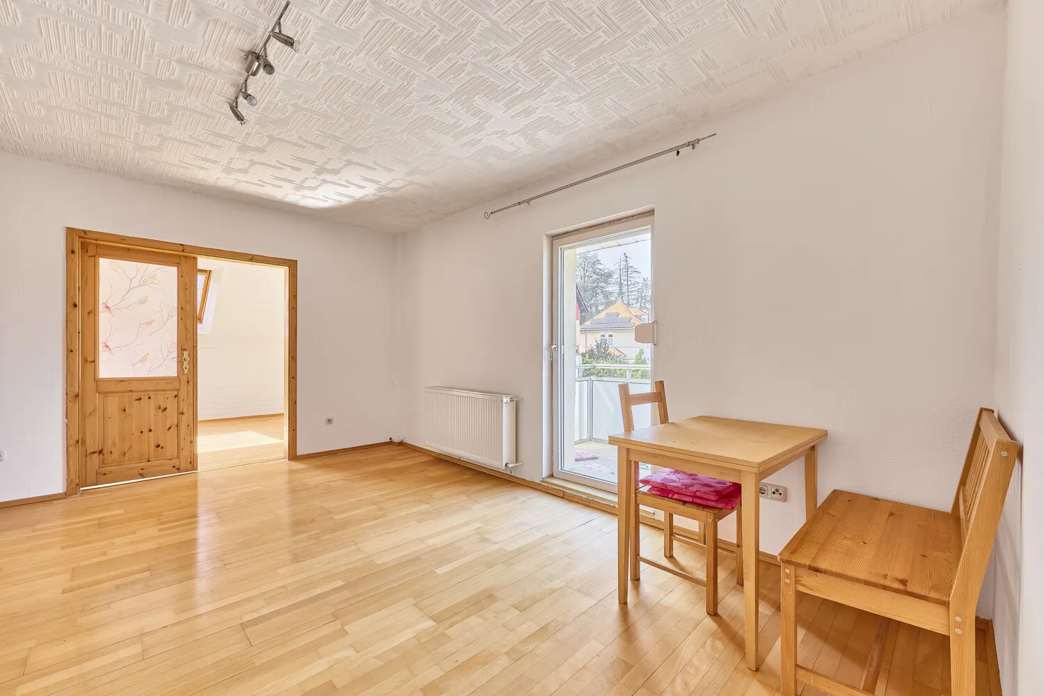 Dreifamilienhaus mit Potenzial in idyllischer Lage von Mühltal – Wohnen, Gestalten, Verwirklichen