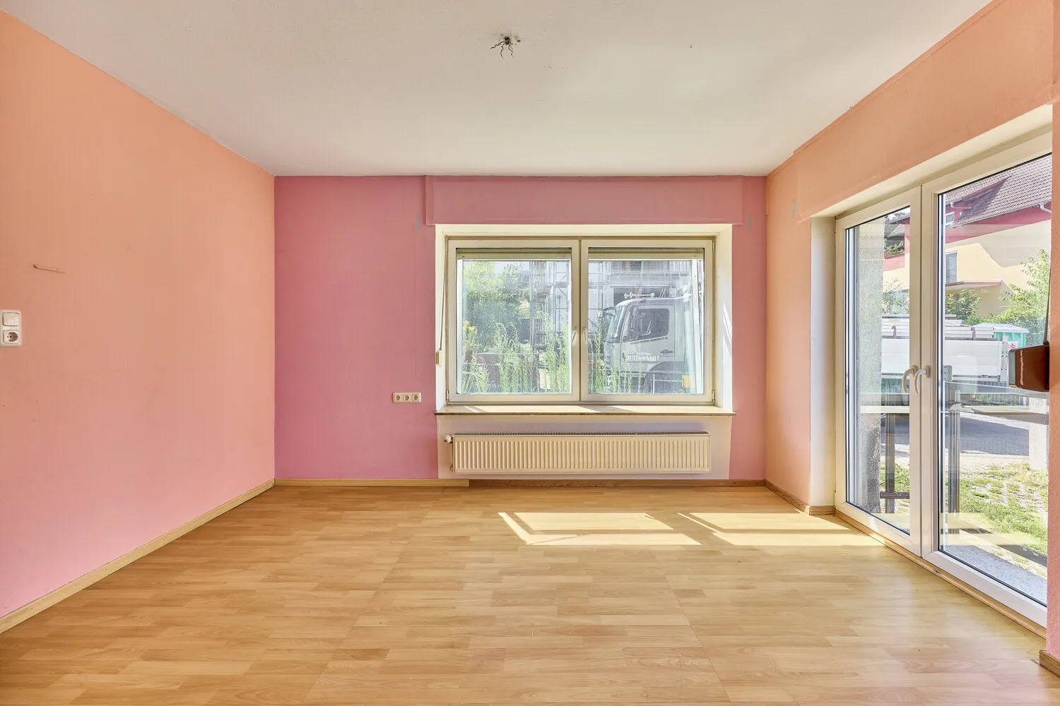 Dreifamilienhaus mit Potenzial in idyllischer Lage von Mühltal – Wohnen, Gestalten, Verwirklichen