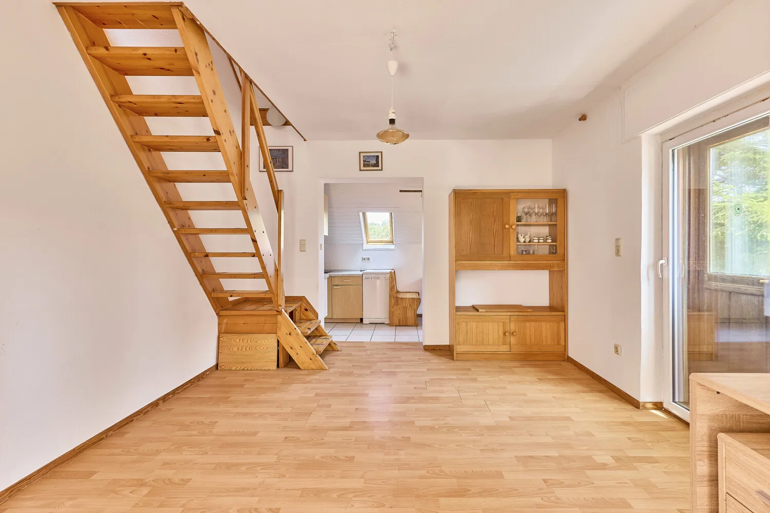 Dreifamilienhaus mit Potenzial in idyllischer Lage von Mühltal – Wohnen, Gestalten, Verwirklichen