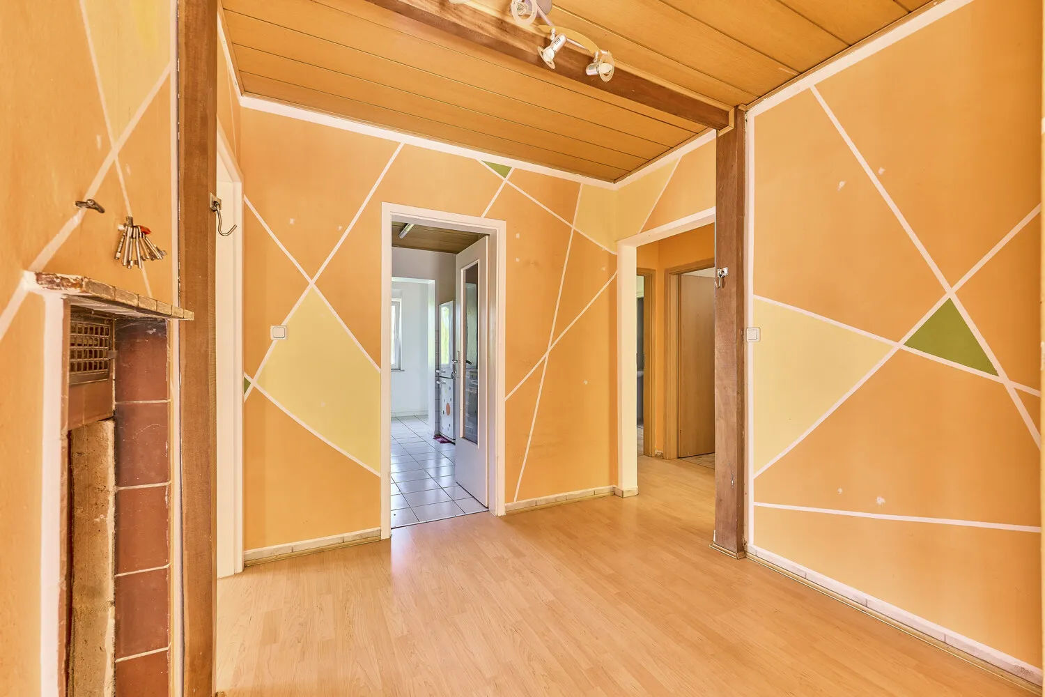 Dreifamilienhaus mit Potenzial in idyllischer Lage von Mühltal – Wohnen, Gestalten, Verwirklichen