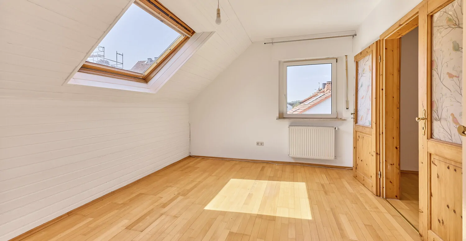 Dreifamilienhaus mit Potenzial in idyllischer Lage von Mühltal – Wohnen, Gestalten, Verwirklichen