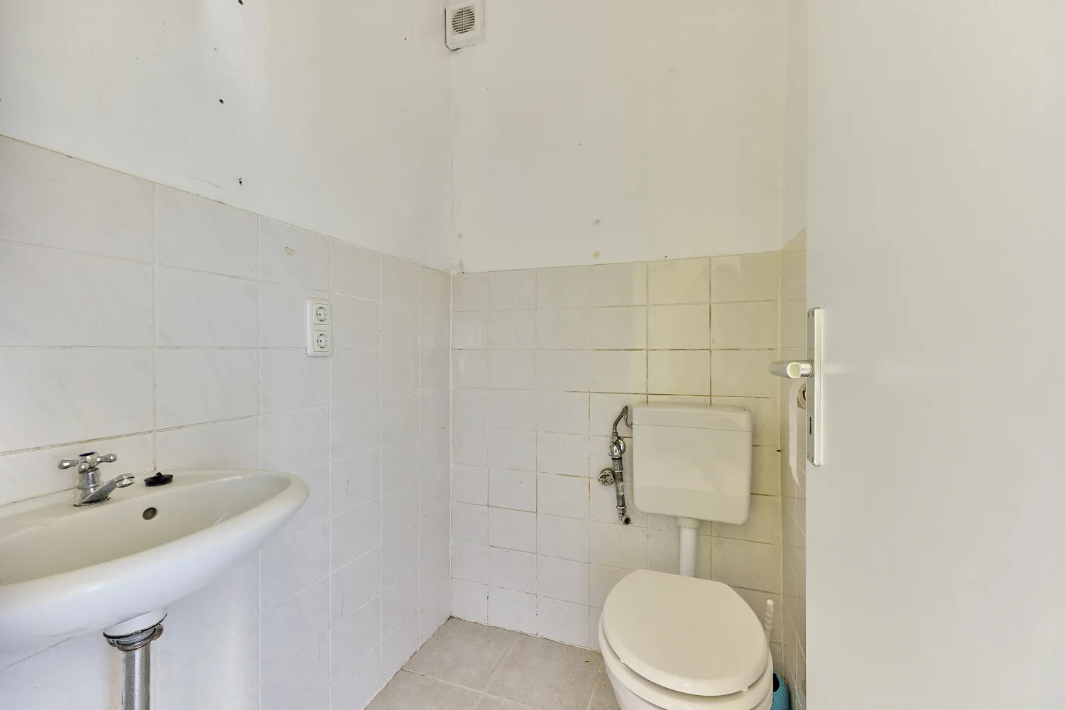 Dreifamilienhaus mit Potenzial in idyllischer Lage von Mühltal – Wohnen, Gestalten, Verwirklichen