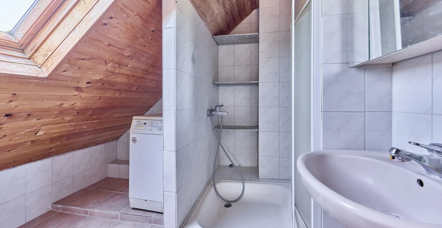 Dreifamilienhaus mit Potenzial in idyllischer Lage von Mühltal – Wohnen, Gestalten, Verwirklichen