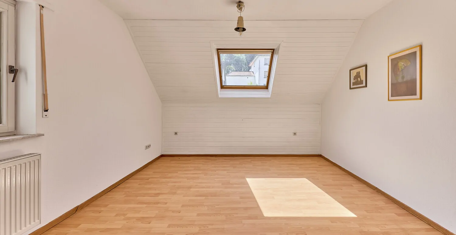 Dreifamilienhaus mit Potenzial in idyllischer Lage von Mühltal – Wohnen, Gestalten, Verwirklichen