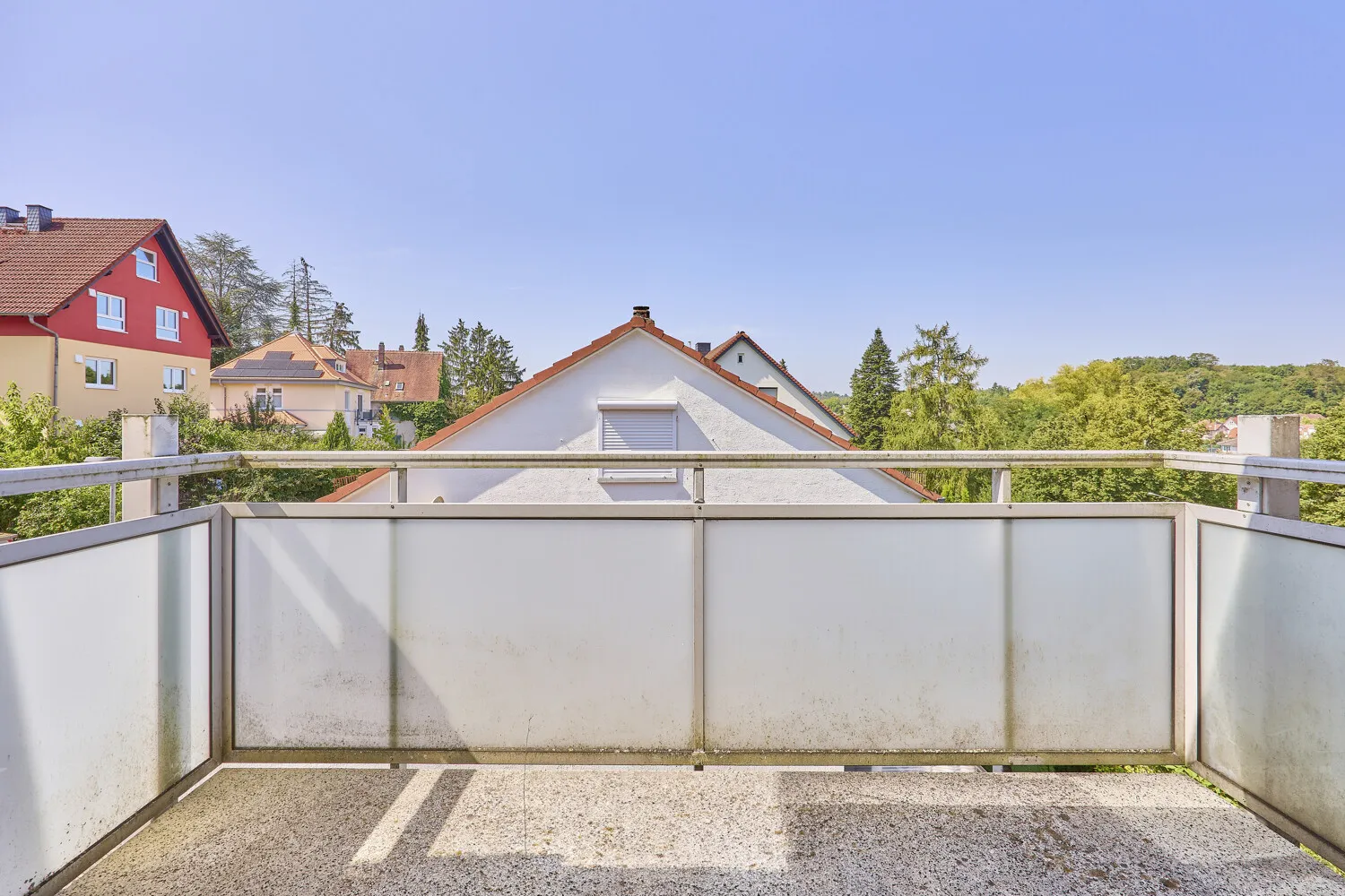 Dreifamilienhaus mit Potenzial in idyllischer Lage von Mühltal – Wohnen, Gestalten, Verwirklichen