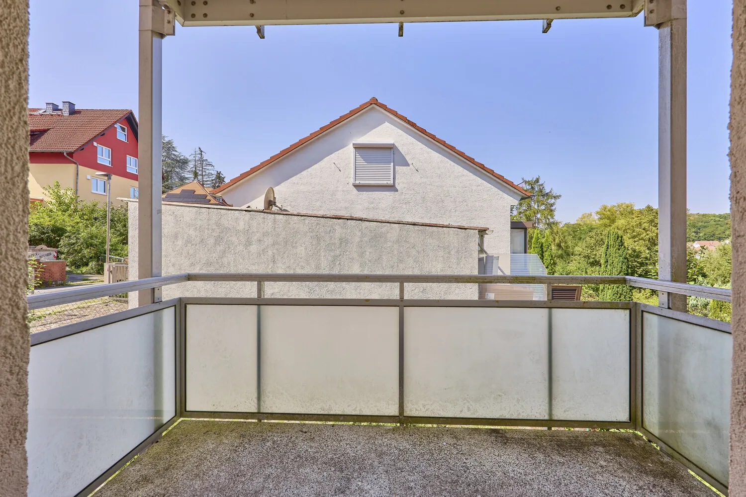 Dreifamilienhaus mit Potenzial in idyllischer Lage von Mühltal – Wohnen, Gestalten, Verwirklichen