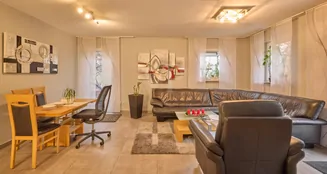 von_poll_real_estate_property_26005006_image_12