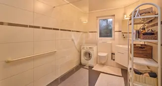 von_poll_real_estate_property_26005006_image_5