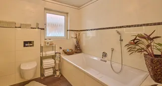 von_poll_real_estate_property_26005006_image_7