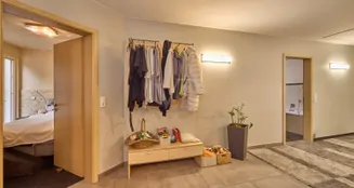 von_poll_real_estate_property_26005006_image_11