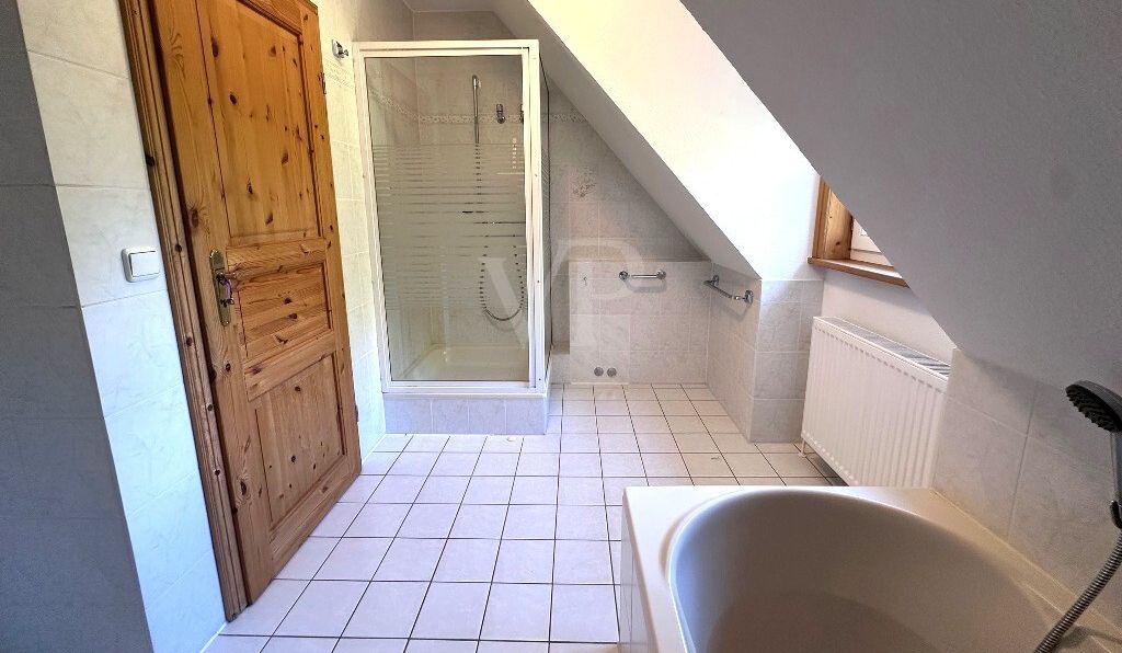 Badezimmer im OG 2