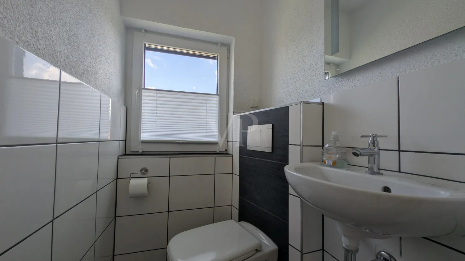 DG WC