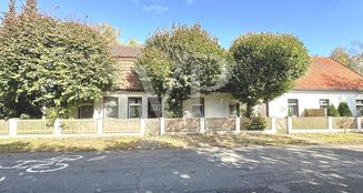 von_poll_real_estate_property_24217061-1A_image_1