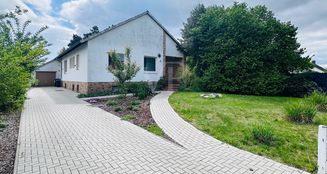 von_poll_real_estate_property_25217008-1_image_0