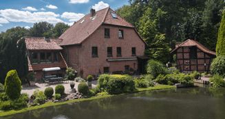 von_poll_real_estate_property_25217048_image_0