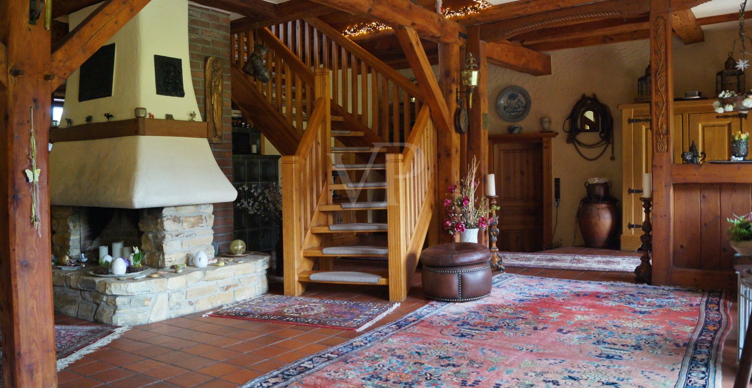 EG Treppe ins OG