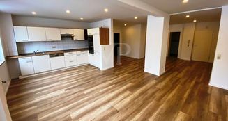 von_poll_real_estate_property_25217037_image_1