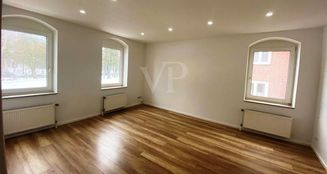 von_poll_real_estate_property_25217016_image_0