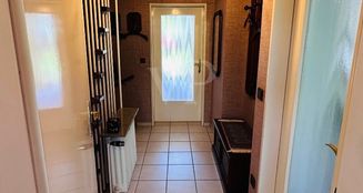 von_poll_real_estate_property_25217031_image_2