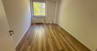 von_poll_real_estate_property_25217038_image_5