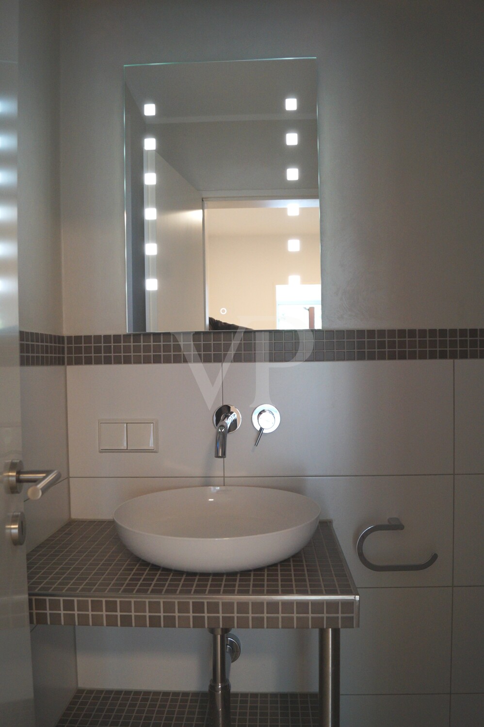 25 Gäste-WC
