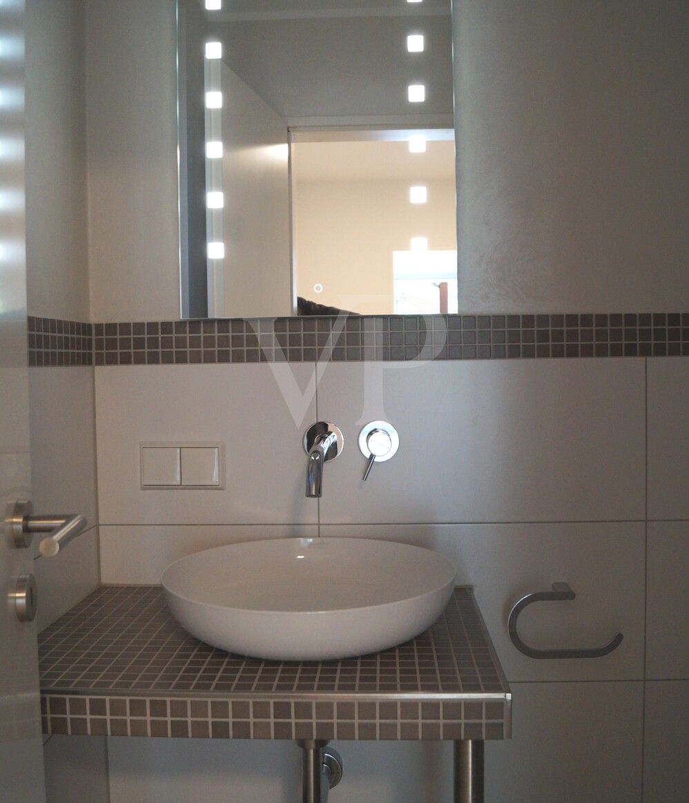 25 Gäste-WC