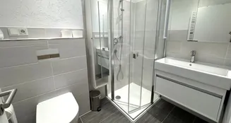 von_poll_real_estate_property_25217054_image_9