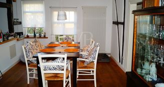 von_poll_real_estate_property_25217059_image_8