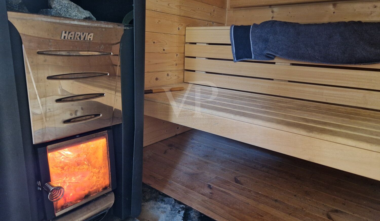 81 Sauna innen