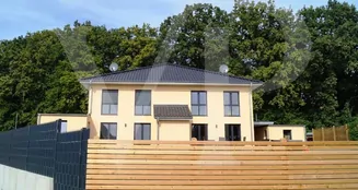 von_poll_real_estate_property_25217078_image_0