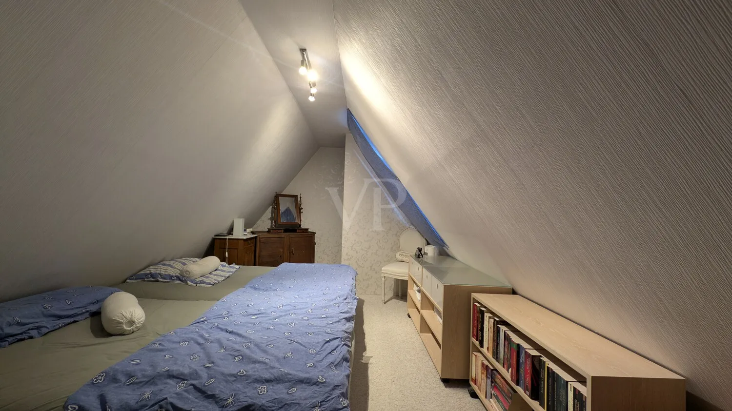 Schlafzimmer im Spitzboden