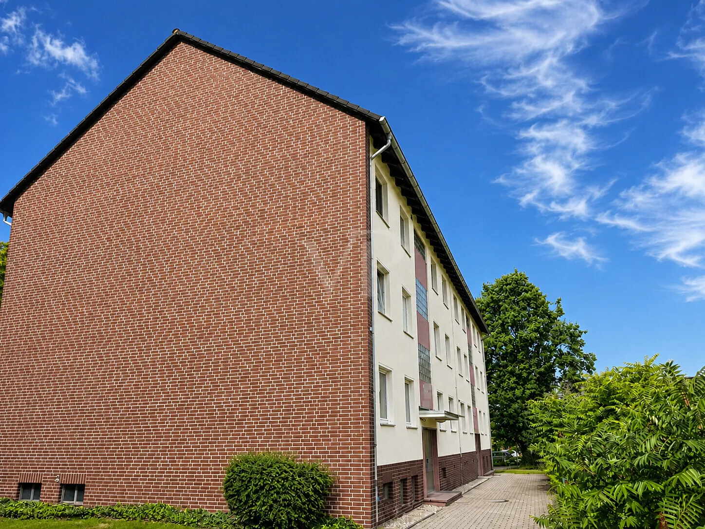 10 Frontansicht