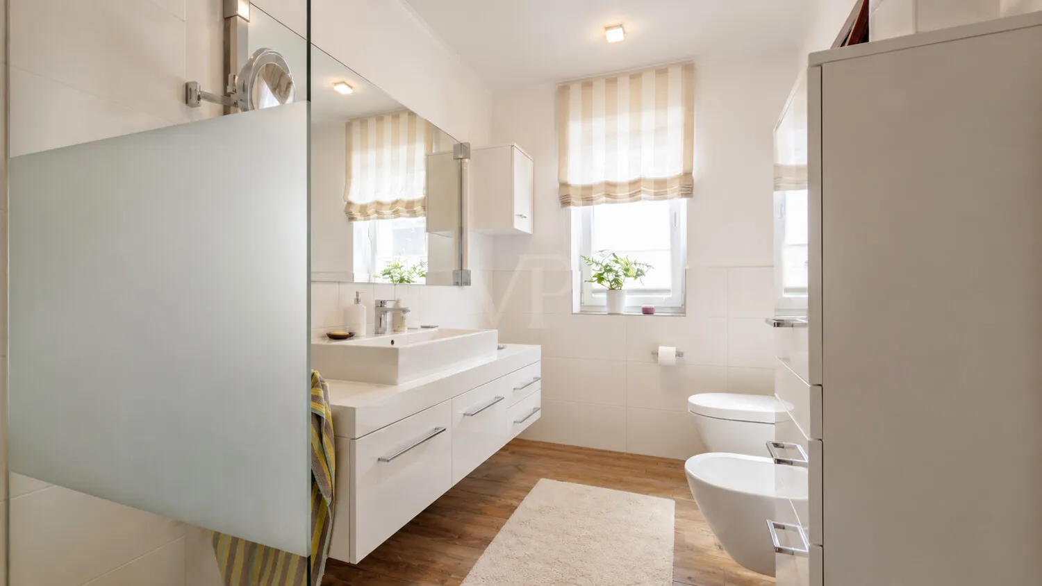 230 Badezimmer