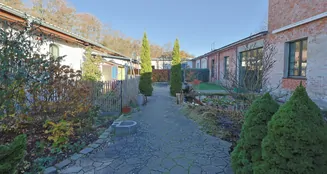 von_poll_real_estate_property_25281517_image_1