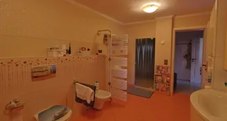 von_poll_real_estate_property_25281517_image_5