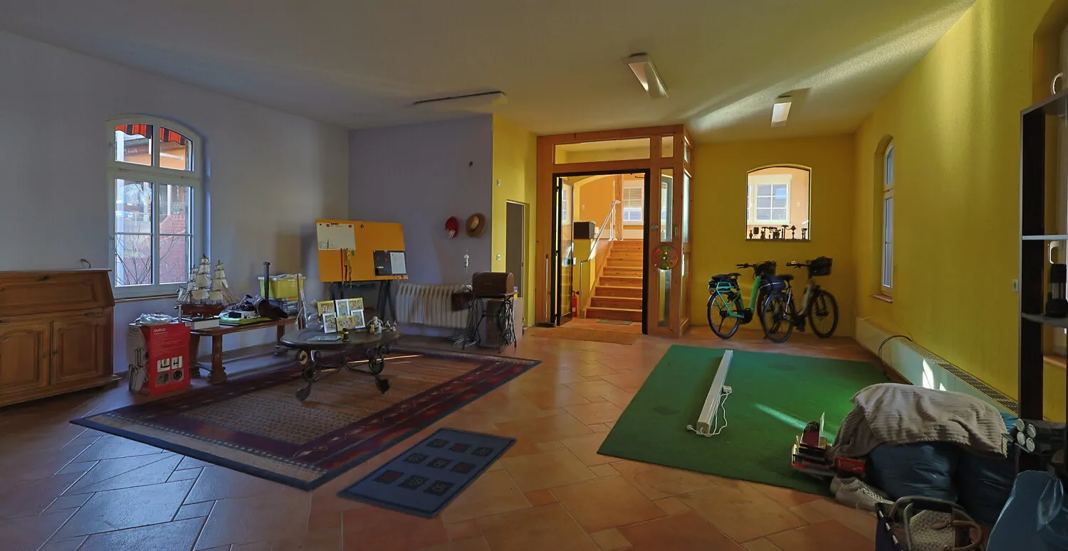 Gewerbe Bereich - Eingang