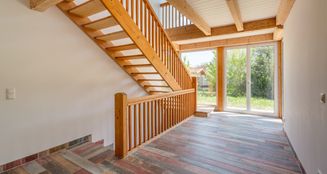 von_poll_real_estate_property_25032004_image_15