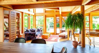 von_poll_real_estate_property_25032006_image_7