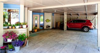 von_poll_real_estate_property_25032006_image_3