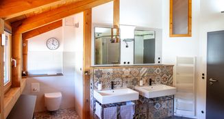von_poll_real_estate_property_25032006_image_12