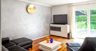 von_poll_real_estate_property_25032008_image_9