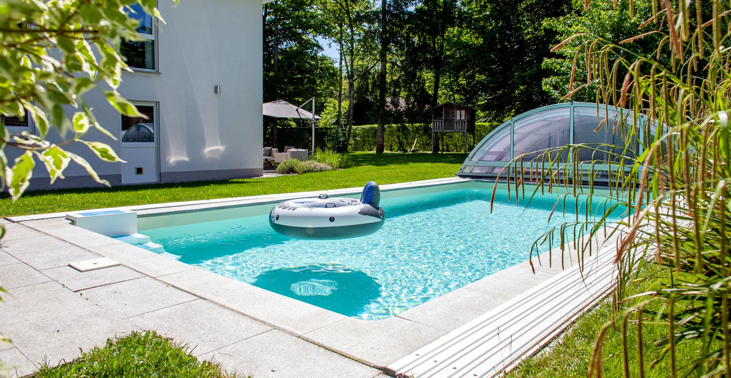 beheiztes Außenschwimmbad