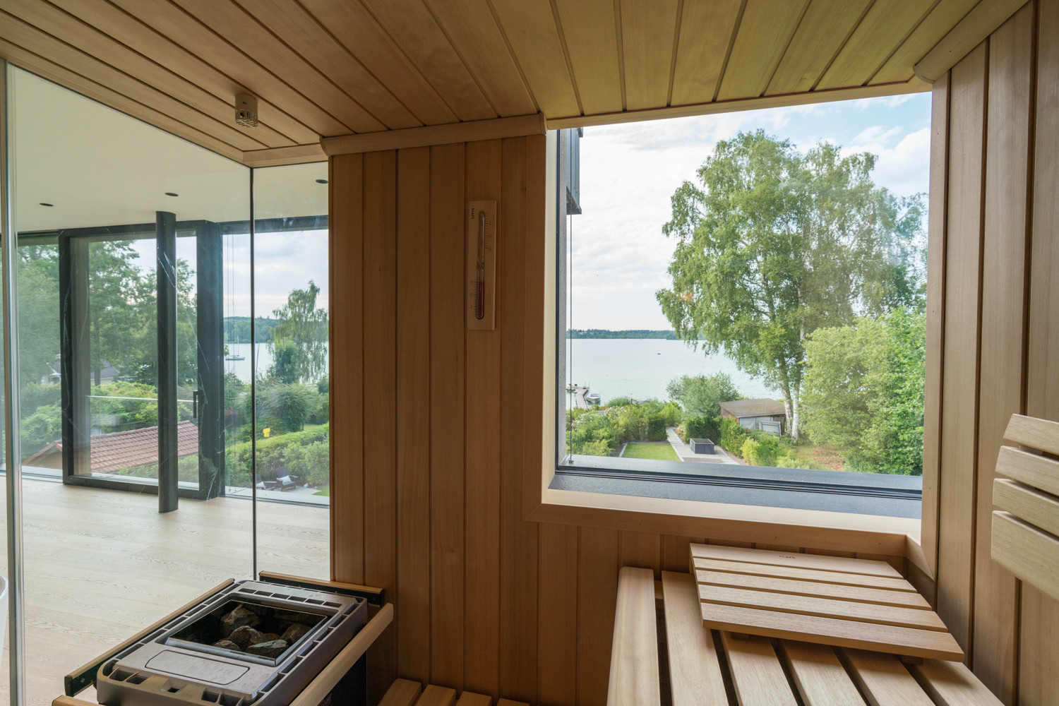 Sauna mit Seeblick