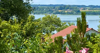 von_poll_real_estate_property_25032011_image_0